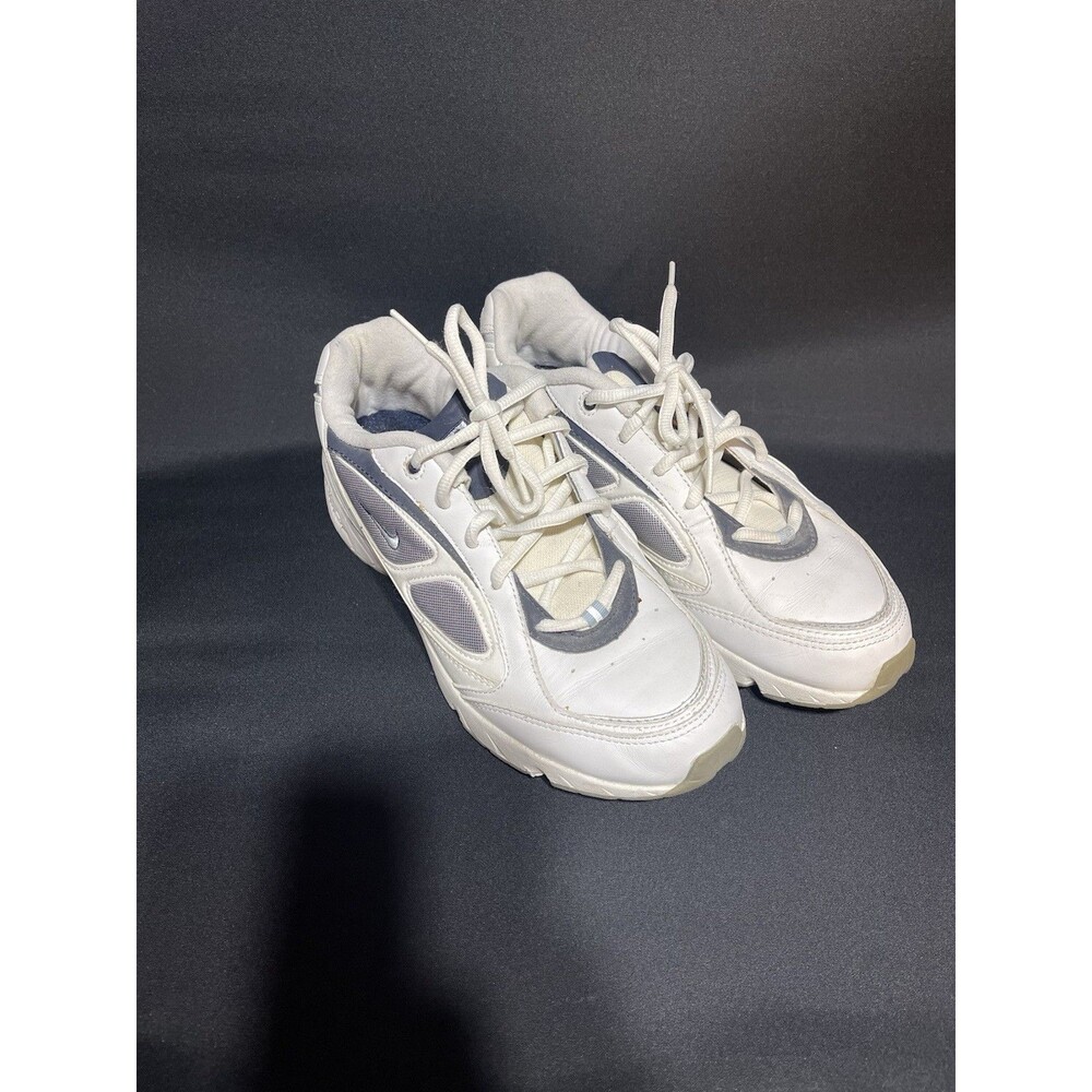 Air Nike Women’s Vintage Nike Air Walking Shoe Size 8.5 Clean Great Condition